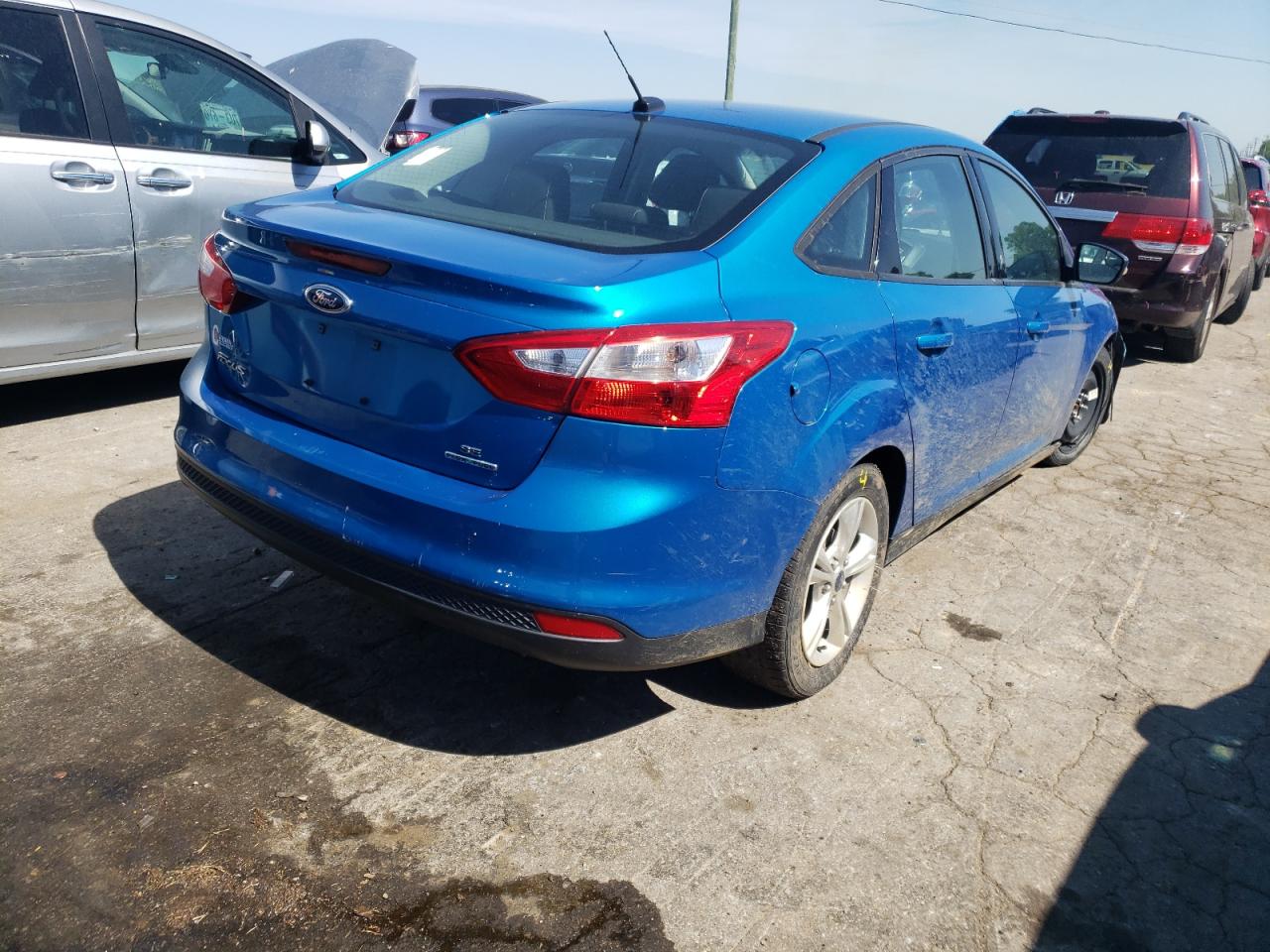Photo 4 from auction – 2014 FORD FOCUS SE with VIN 1FADP3F22EL258751