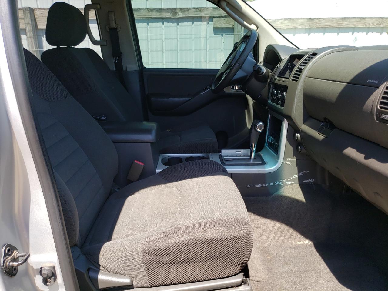 Photo 5 from auction – 2007 NISSAN PATHFINDER with VIN 5N1AR18W17C619591