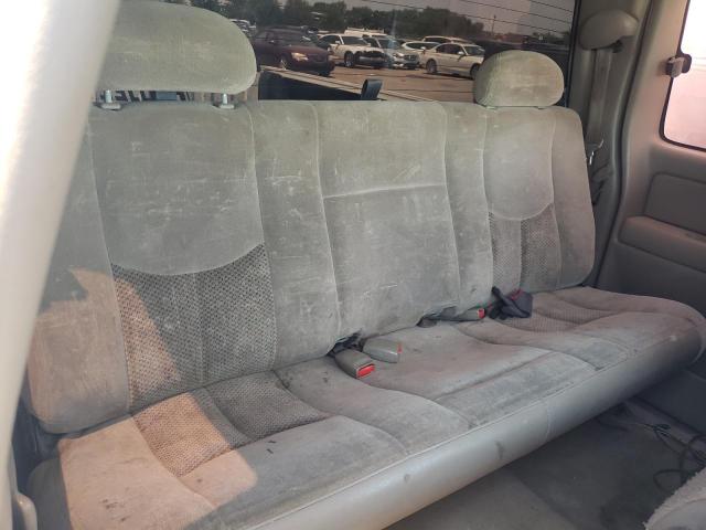 Photo 6 from auction – 2003 CHEVROLET SILVERADO with VIN 2GCEC19VX31176404