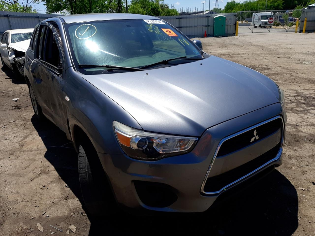 MITSUBISHI OUTLANDER 2014 with VIN 4A4AR3AU0EE002265 - Photo from auction