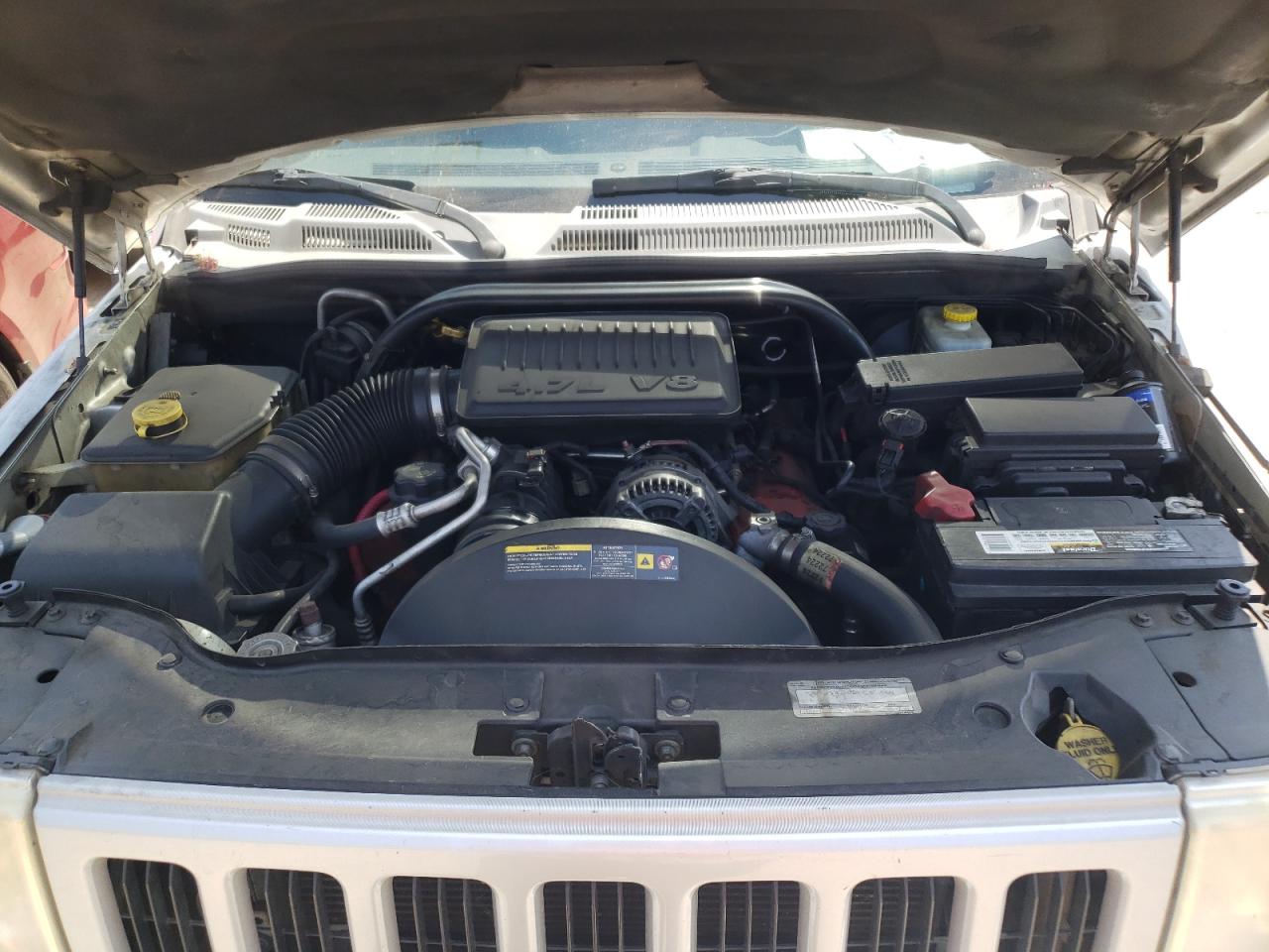 Photo 12 from auction – 2006 JEEP COMMANDER with VIN 1J8HG48N76C219351