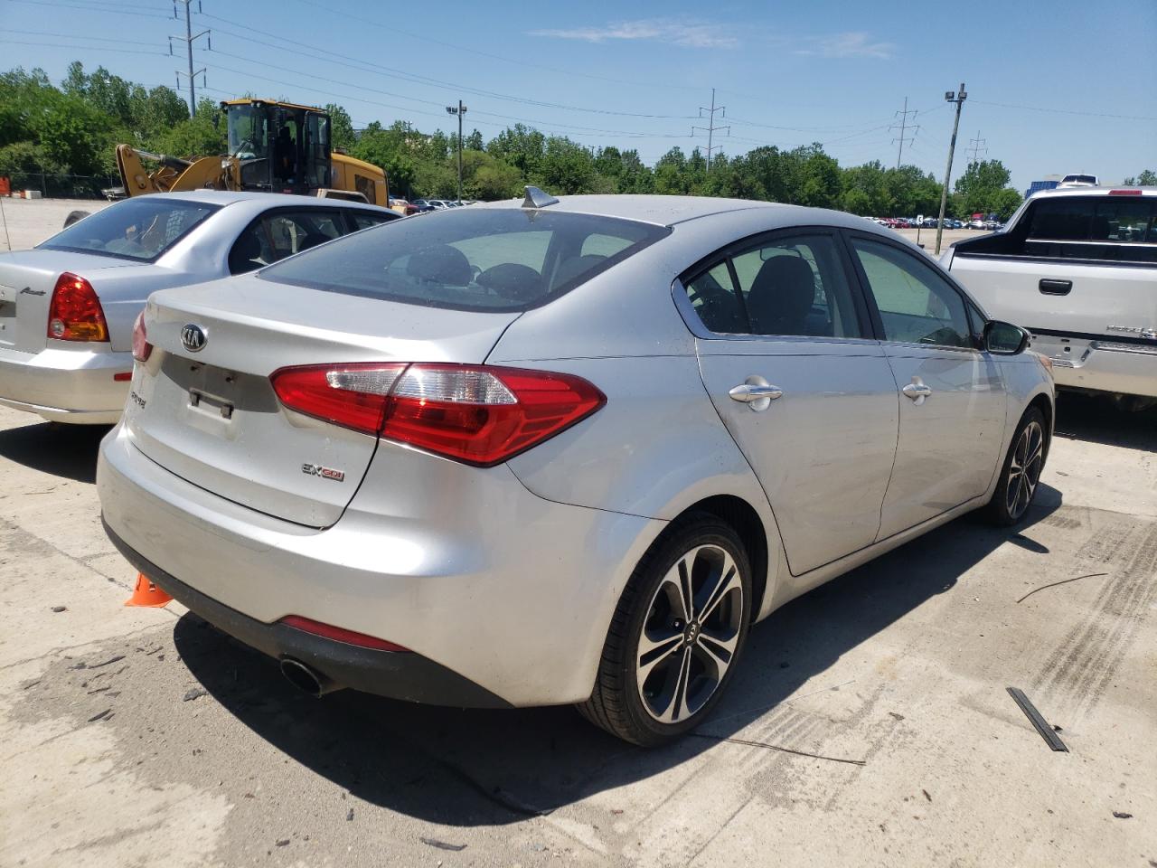صورة رقم 4 من المزاد - 2014 KIA FORTE EX مع VIN KNAFX4A83E5111442