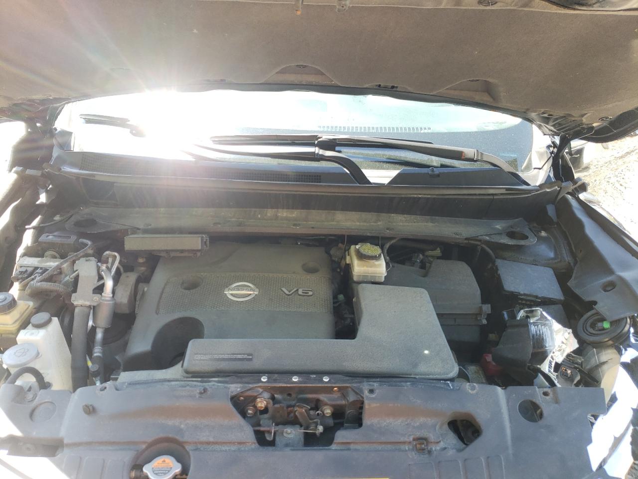 Photo 7 from auction – 2015 NISSAN PATHFINDER with VIN 5N1AR2MM0FC635595