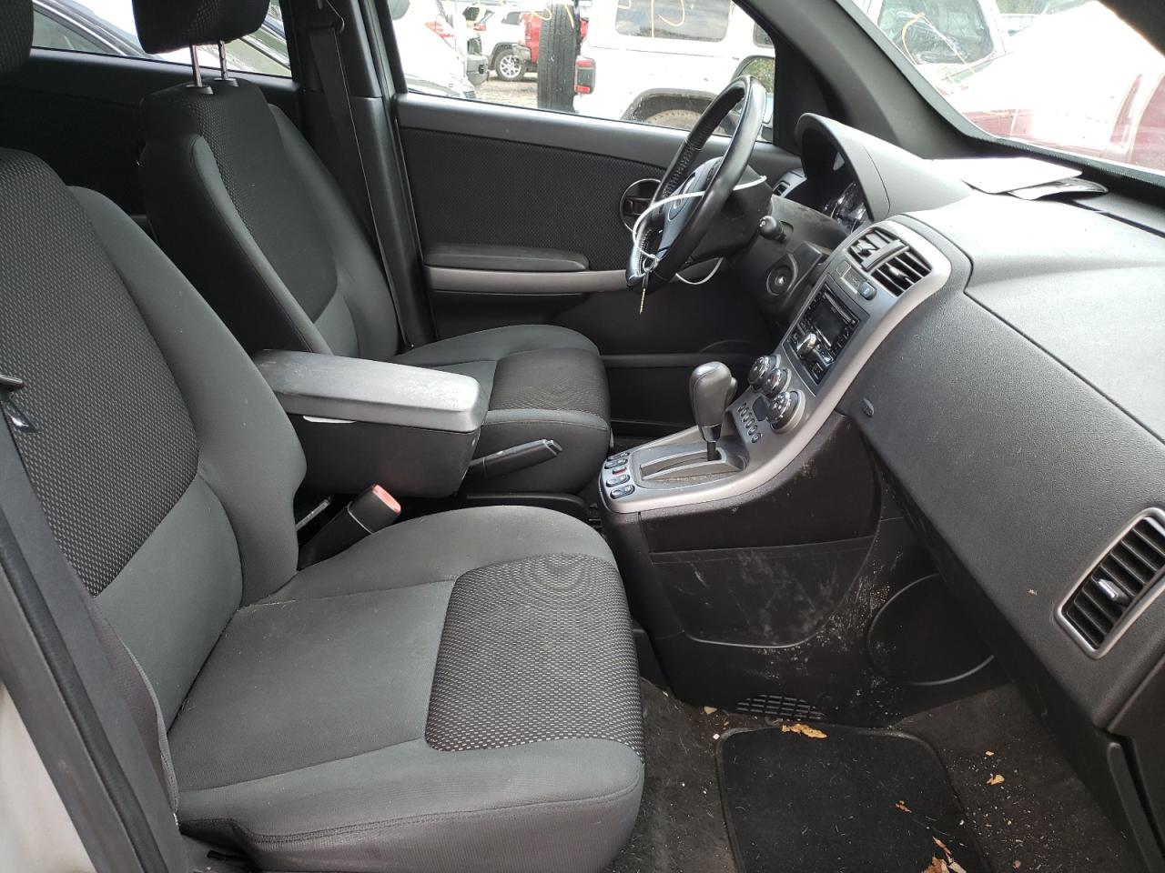 Photo 5 from auction – 2006 PONTIAC TORRENT with VIN 2CKDL73F866042006