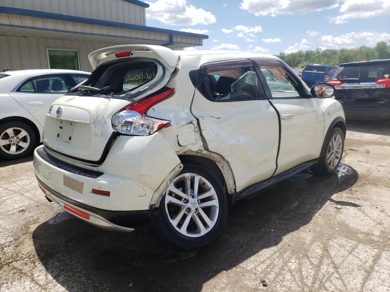Photo 4 from auction – 2011 NISSAN JUKE S with VIN JN8AF5MR0BT001986
