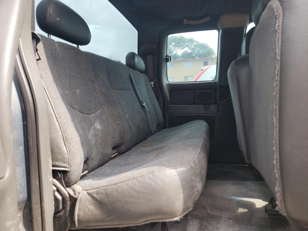 Photo 6 from auction – 2006 CHEVROLET SILVERADO with VIN 1GCEC19X56Z232522