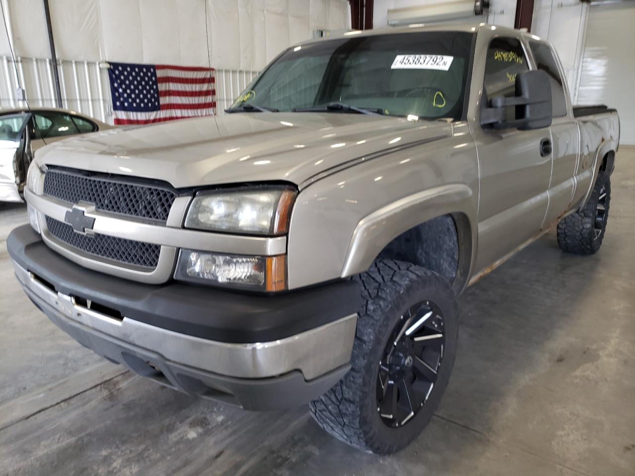 Photo 2 from auction – 2003 CHEVROLET SILVERADO with VIN 1GCEK19T33E163817