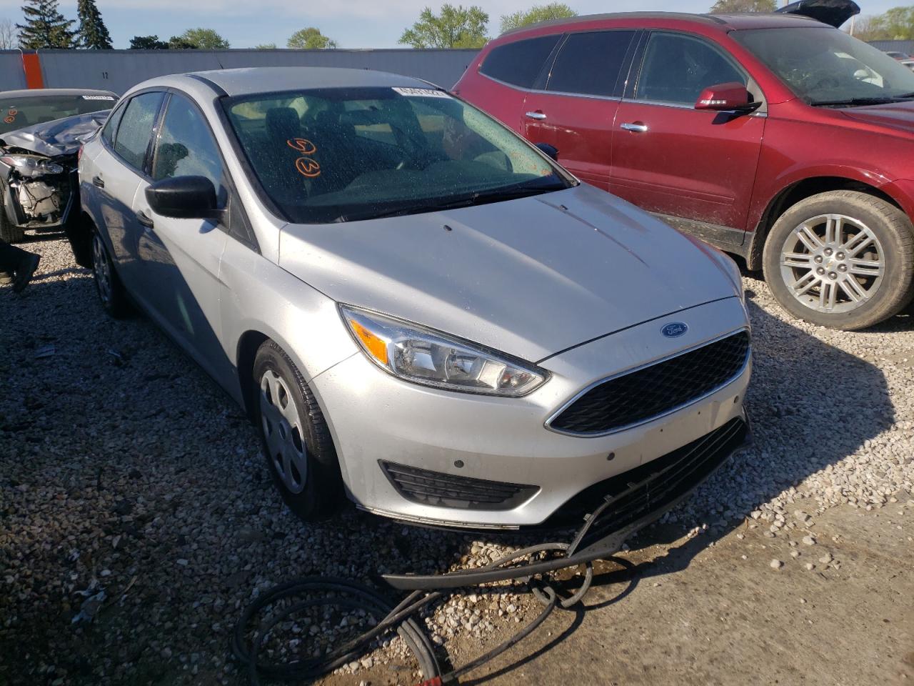 FORD FOCUS S 2016 with VIN 1FADP3E20GL384577 - Photo from auction