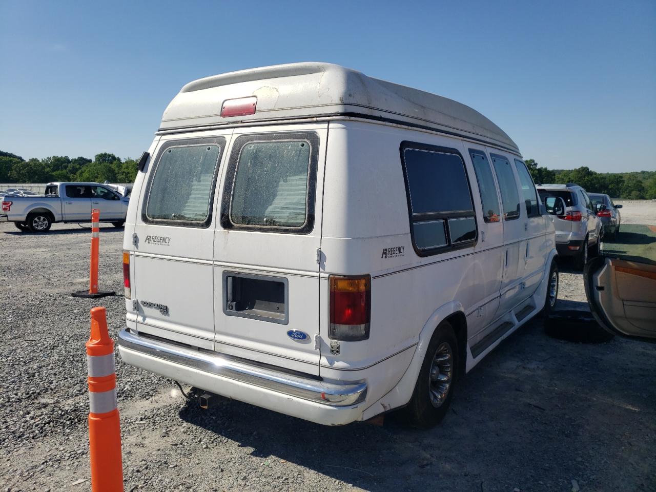Photo 4 from auction – 1994 FORD ECONOLINE with VIN 1FDEE14H5RHB44568