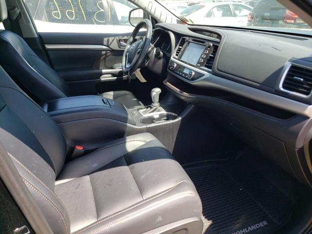 Photo 5 from auction – 2019 TOYOTA HIGHLANDER with VIN 5TDJZRFH3KS736071