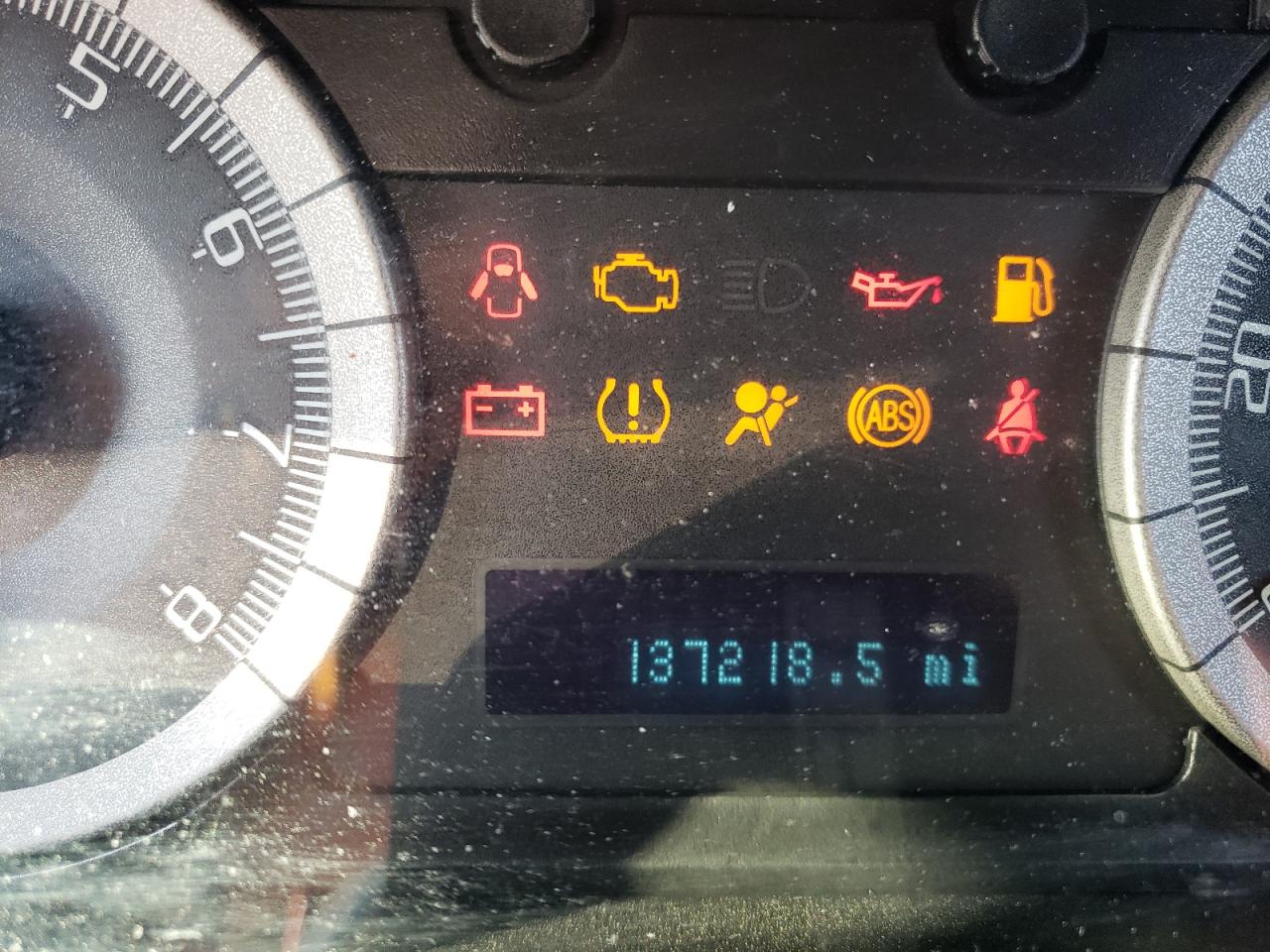 Zdjęcie 8 z aukcji – 2009 FORD ESCAPE LIM z VIN 1FMCU04739KB28707