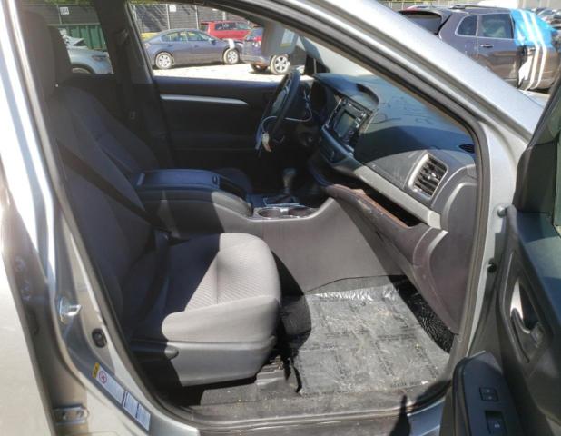 Photo 5 from auction – 2019 TOYOTA HIGHLANDER with VIN 5TDBZRFH2KS944303
