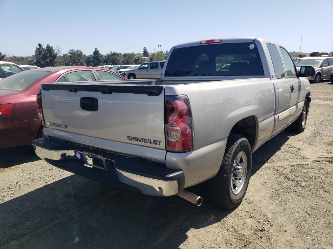 Photo 4 from auction – 2004 CHEVROLET SILVERADO with VIN 2GCEC19V741167418