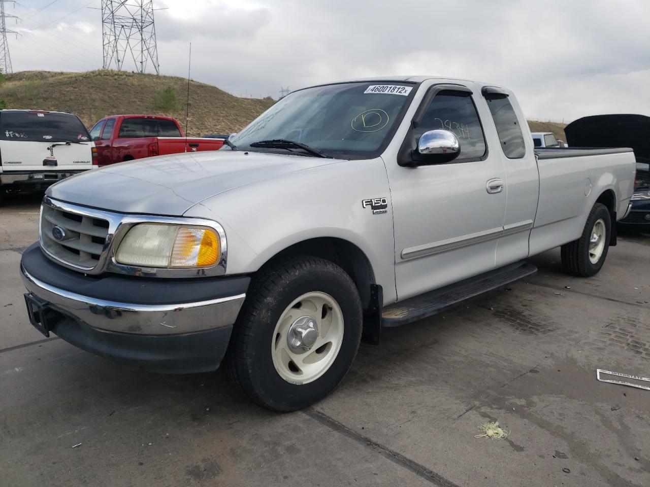 Photo 2 from auction – 2001 FORD F150 with VIN 1FTRX17WX1KB07257