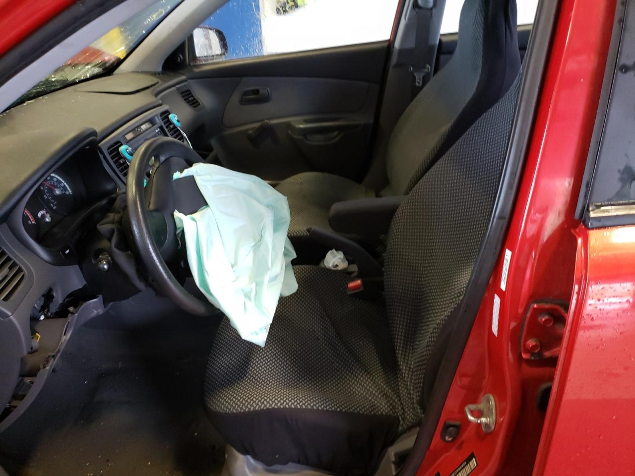 Photo 5 from auction – 2009 KIA RIO BASE with VIN KNADE223496454734