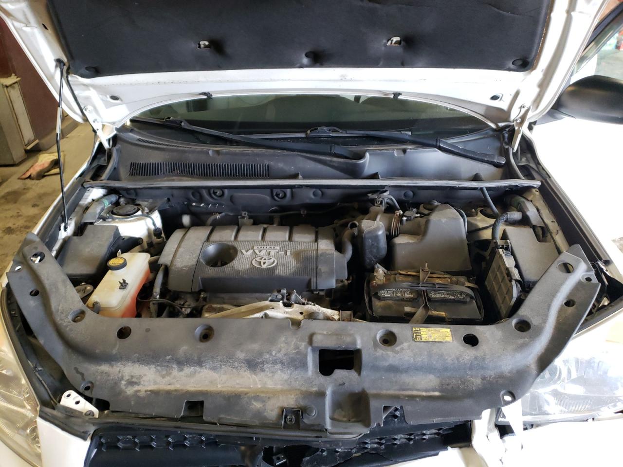 Photo 7 from auction – 2010 TOYOTA RAV4 with VIN 2T3BF4DV7AW061945