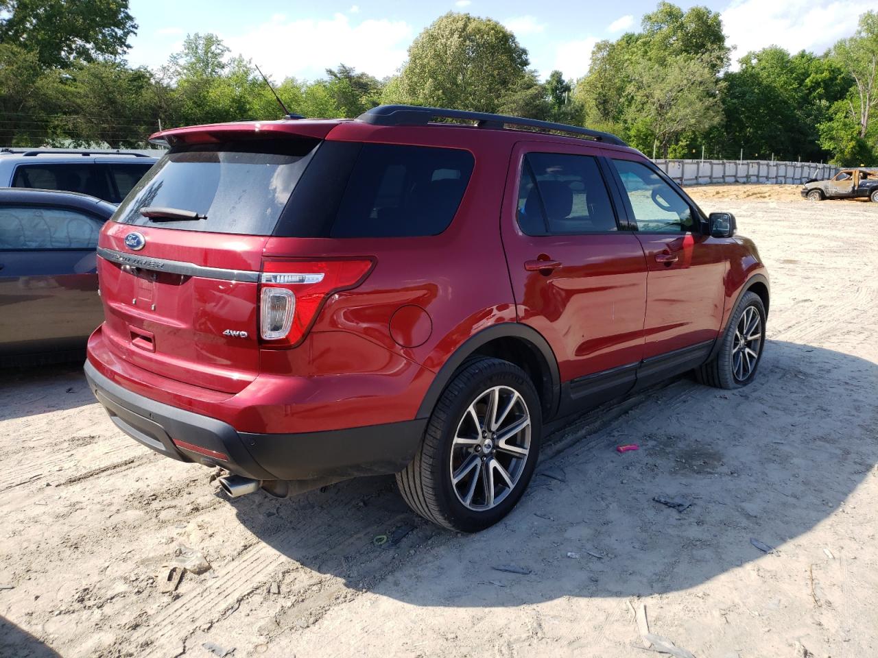 Photo 4 from auction – 2015 FORD EXPLORER X with VIN 1FM5K8D83FGB78320