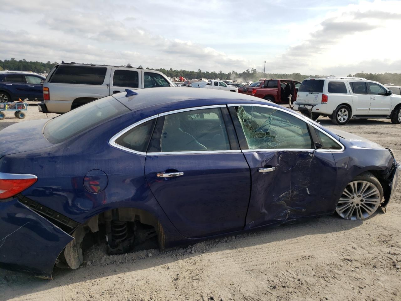 Photo 9 from auction – 2014 BUICK VERANO with VIN 1G4PP5SK5E4164491