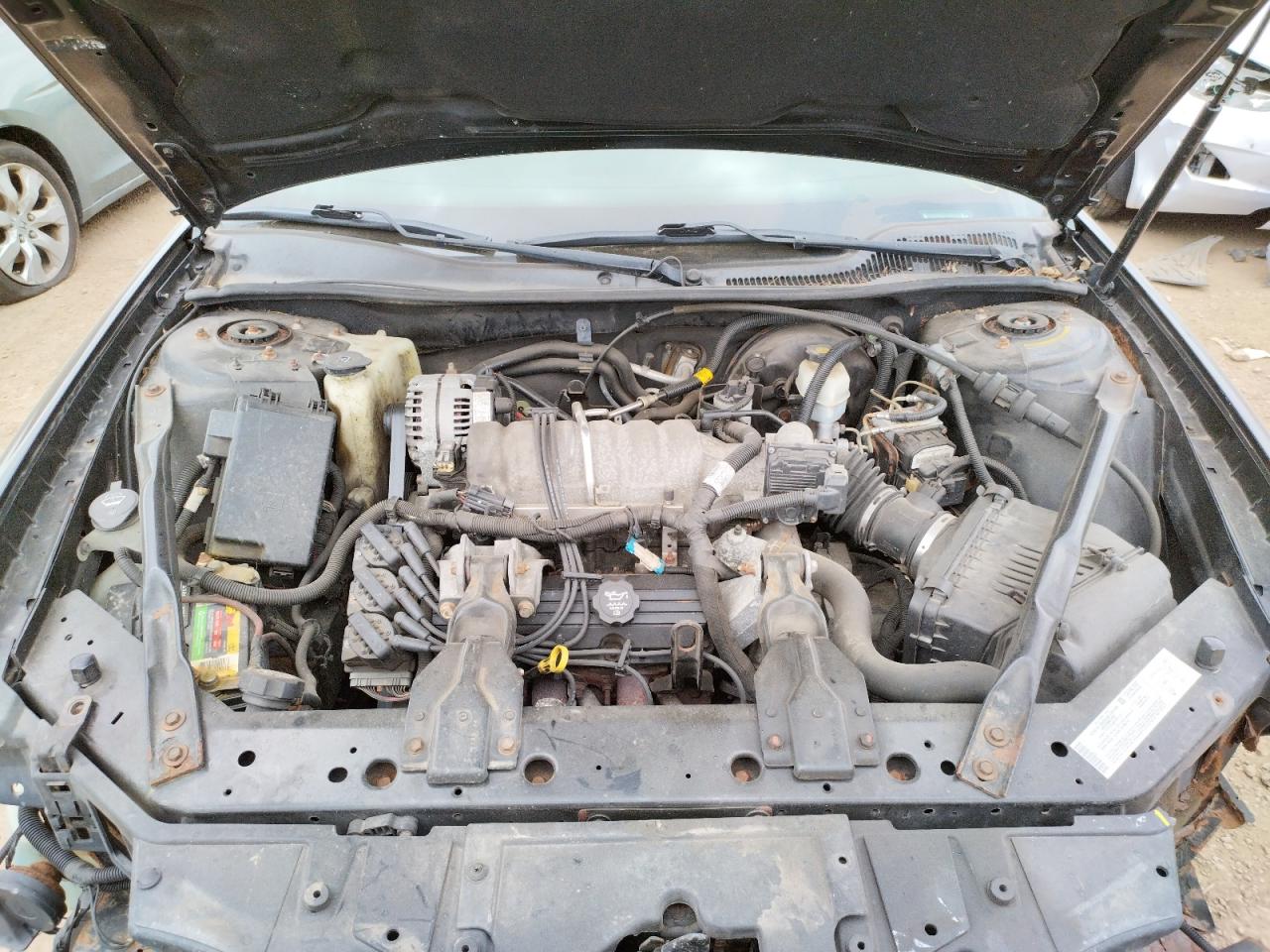 Photo 7 from auction – 2004 PONTIAC GRAND PRIX with VIN 2G2WS522041100713