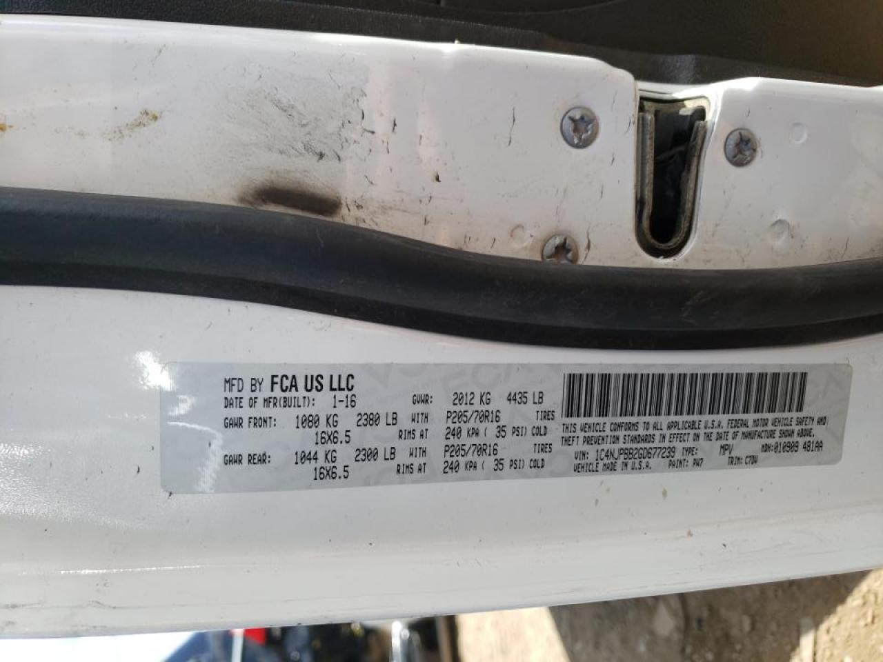 Photo 10 from auction – 2016 JEEP PATRIOT SP with VIN 1C4NJPBB2GD677239