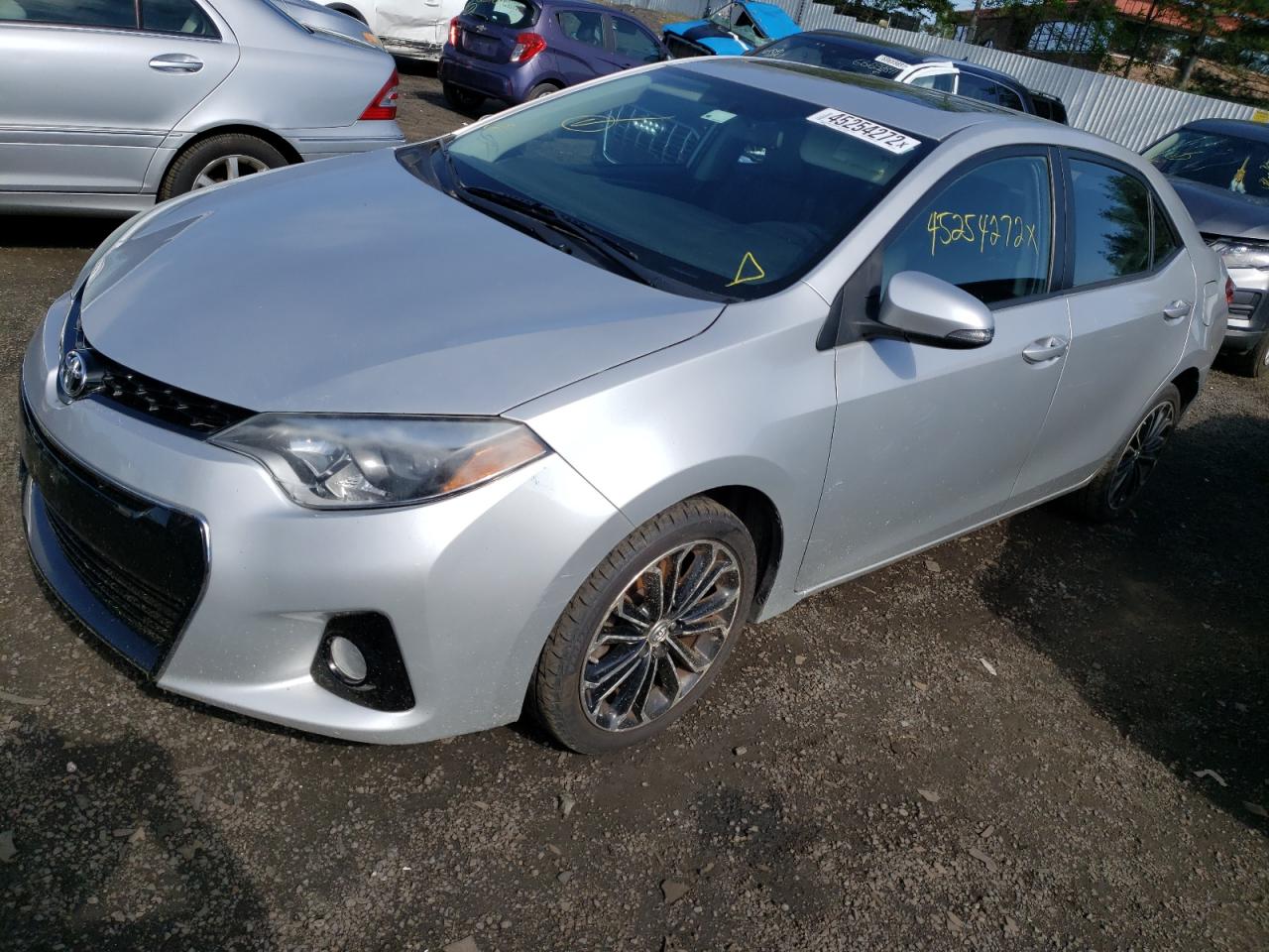 Photo 2 from auction – 2014 TOYOTA COROLLA L with VIN 5YFBURHE9EP024232