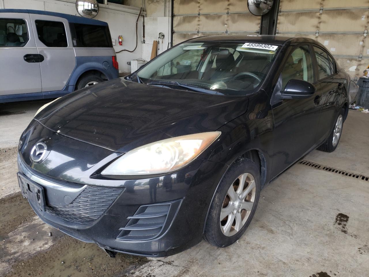 Photo 2 from auction – 2010 MAZDA 3 I with VIN JM1BL1SG5A1163240