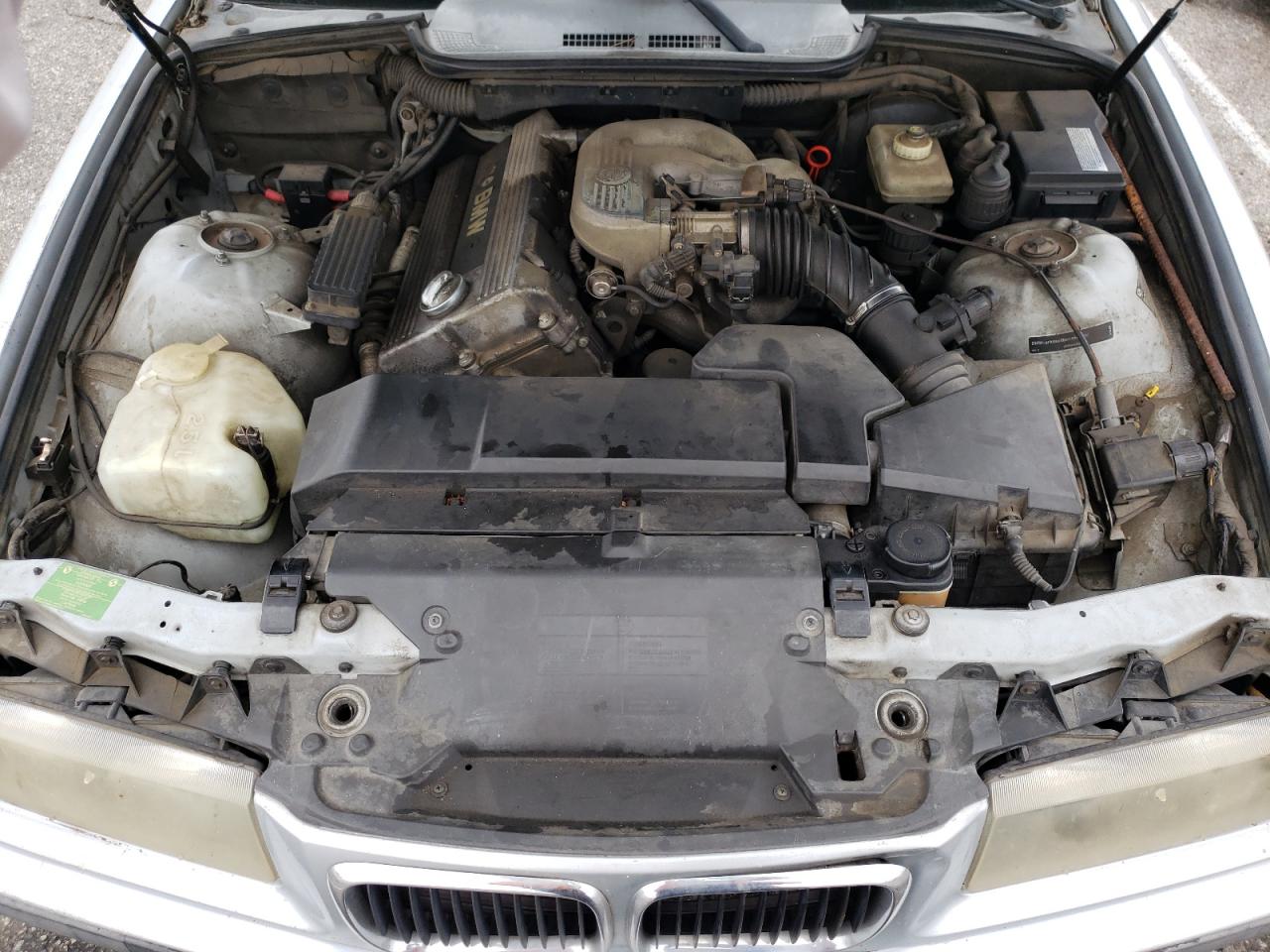Photo 7 from auction – 1997 BMW 318 IC AUT with VIN WBABH8320VEY11804