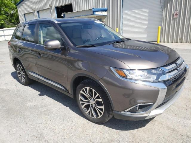 MITSUBISHI OUTLANDER 2017 with VIN JA4AZ3A36HZ009632 - Photo from auction