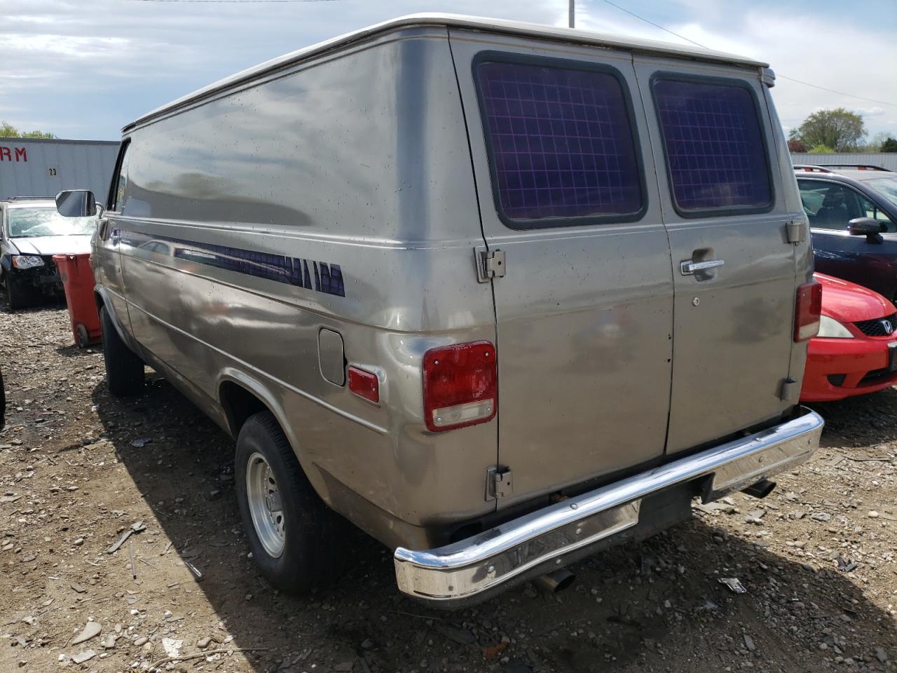 Photo 3 from auction – 1986 CHEVROLET VAN G20 with VIN 1GCEG25N0G7180972