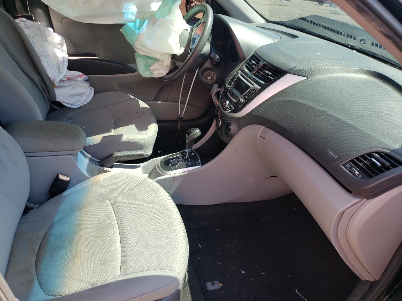 Photo 5 from auction – 2014 HYUNDAI ACCENT GLS with VIN KMHCU4AE2EU618449