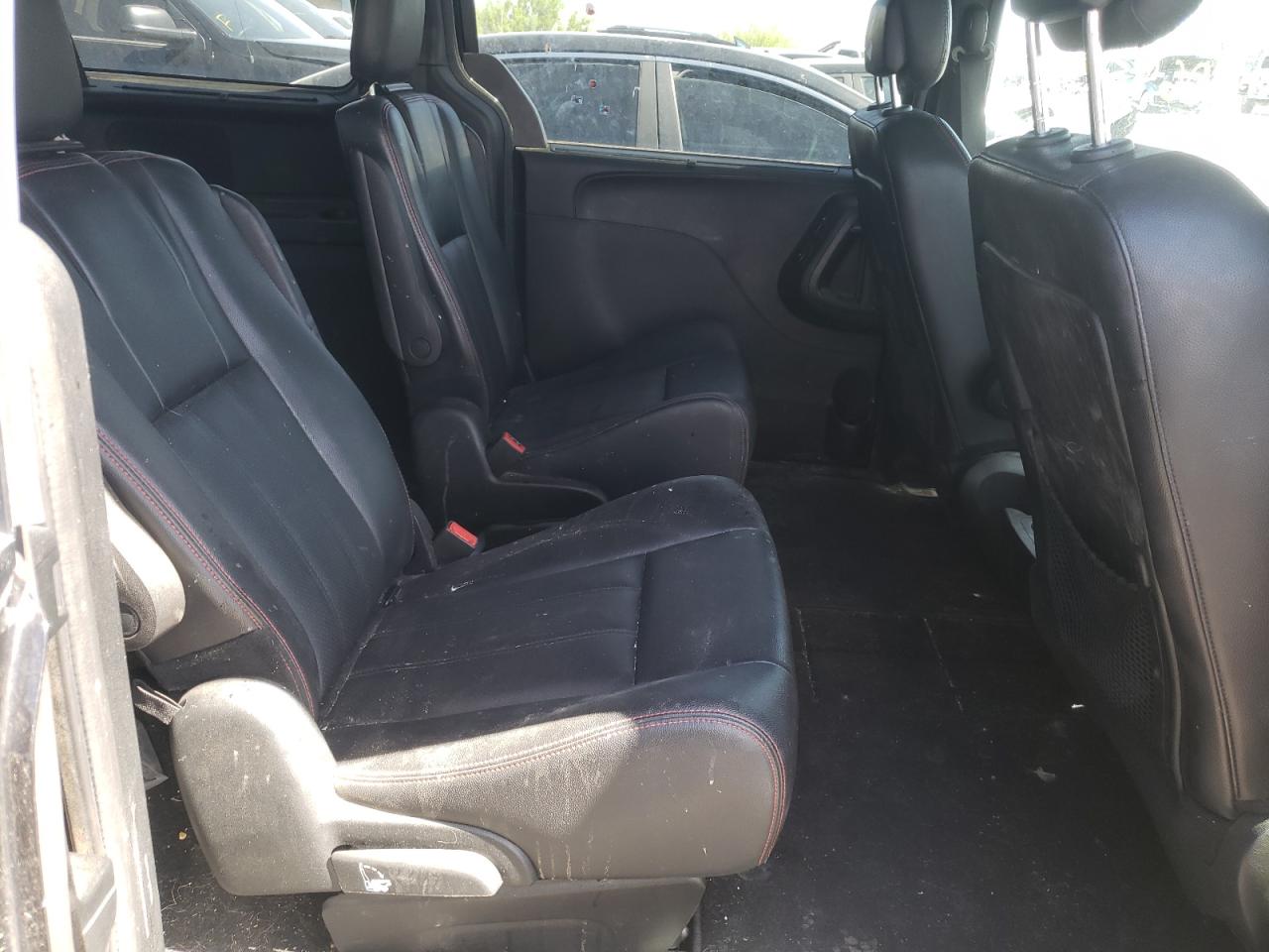 Photo 6 from auction – 2017 DODGE GRAND CARA with VIN 2C4RDGEG6HR717126