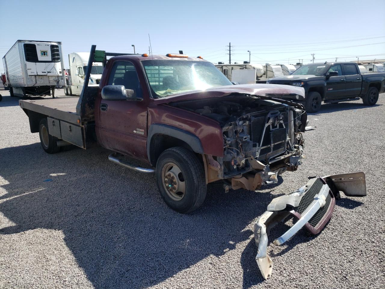 CHEVROLET SILVERADO 2003 with VIN 1GBJC34173E263159 - Photo from auction