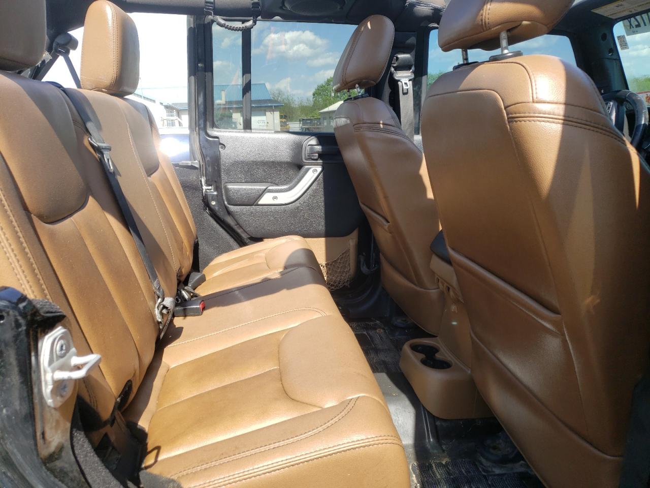 Photo 6 from auction – 2014 JEEP WRANGLER U with VIN 1C4BJWEG8EL164231