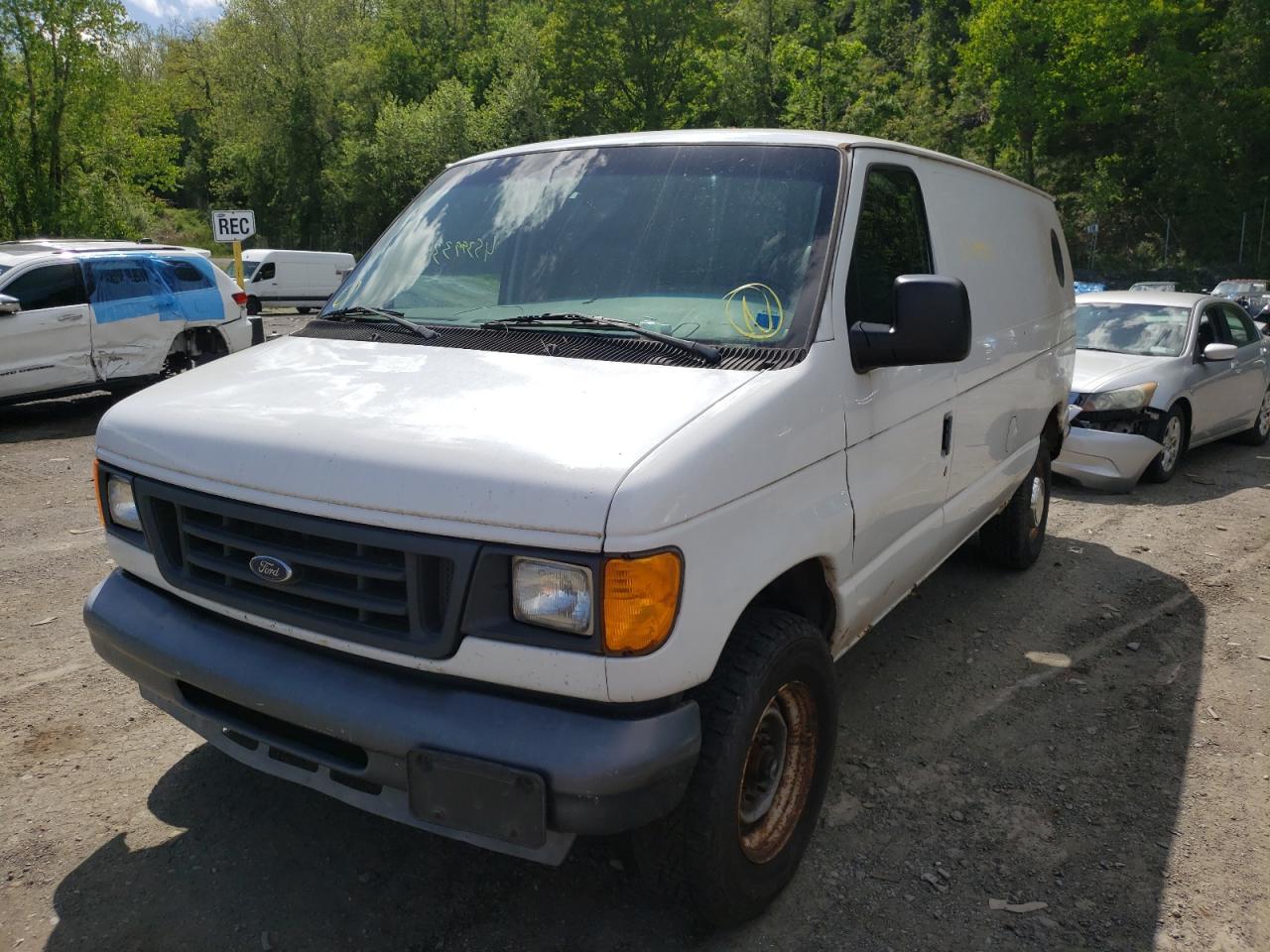 Foto 2 de la subasta – 2004 FORD ECONOLINE con VIN 1FTNE24W94HB14409