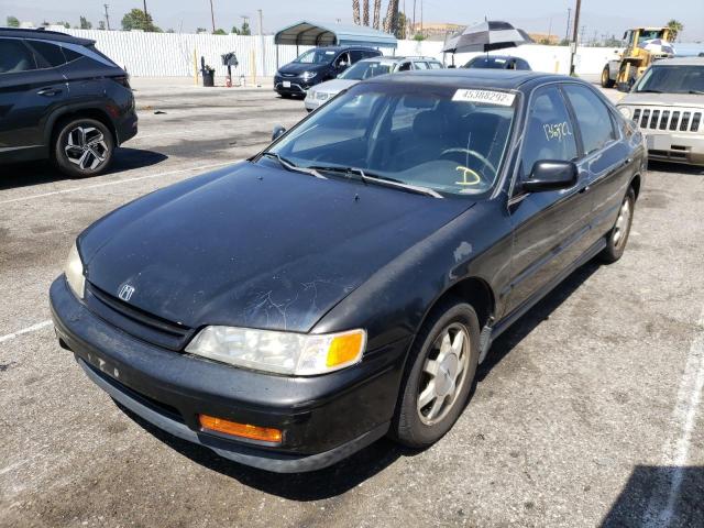 Photo 2 from auction – 1994 HONDA ACCORD EX with VIN JHMCD5660RC107599