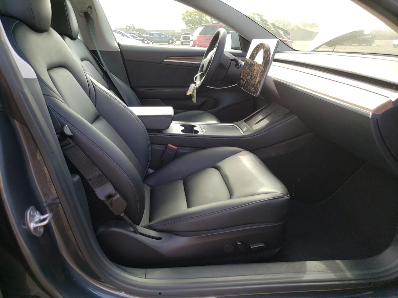 Photo 5 from auction – 2022 TESLA MODEL 3 with VIN 5YJ3E1EB0NF145739