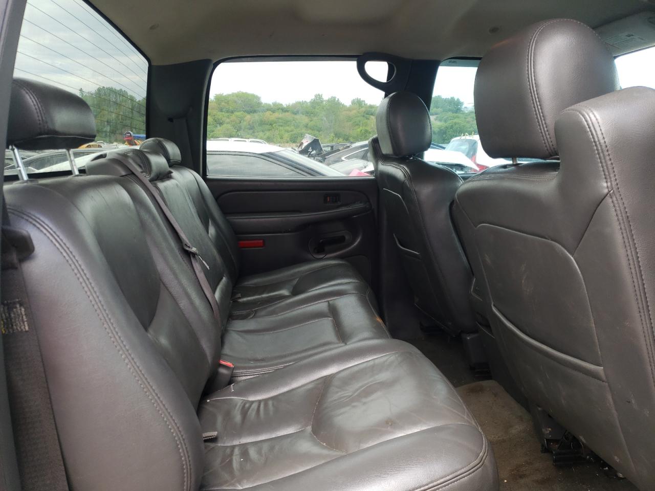 Photo 6 from auction – 2005 CHEVROLET SILVERADO with VIN 2GCEK13T751120949