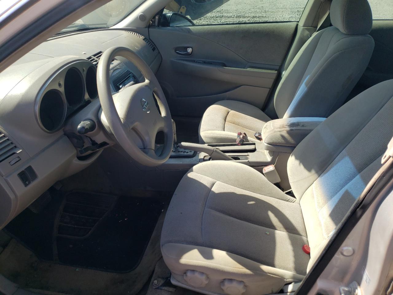Photo 5 from auction – 2003 NISSAN ALTIMA BAS with VIN 1N4AL11D43C160104