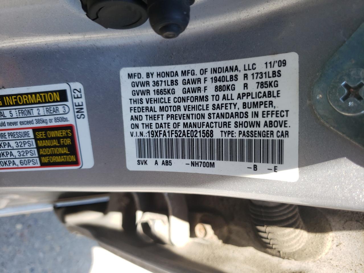 Photo 20 from auction – 2010 HONDA CIVIC LX with VIN 19XFA1F52AE021568