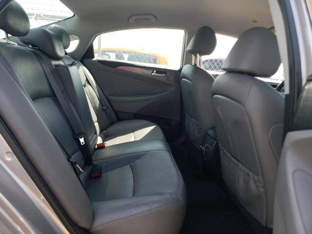 Photo 6 from auction – 2012 HYUNDAI SONATA HYB with VIN KMHEC4A47CA031374