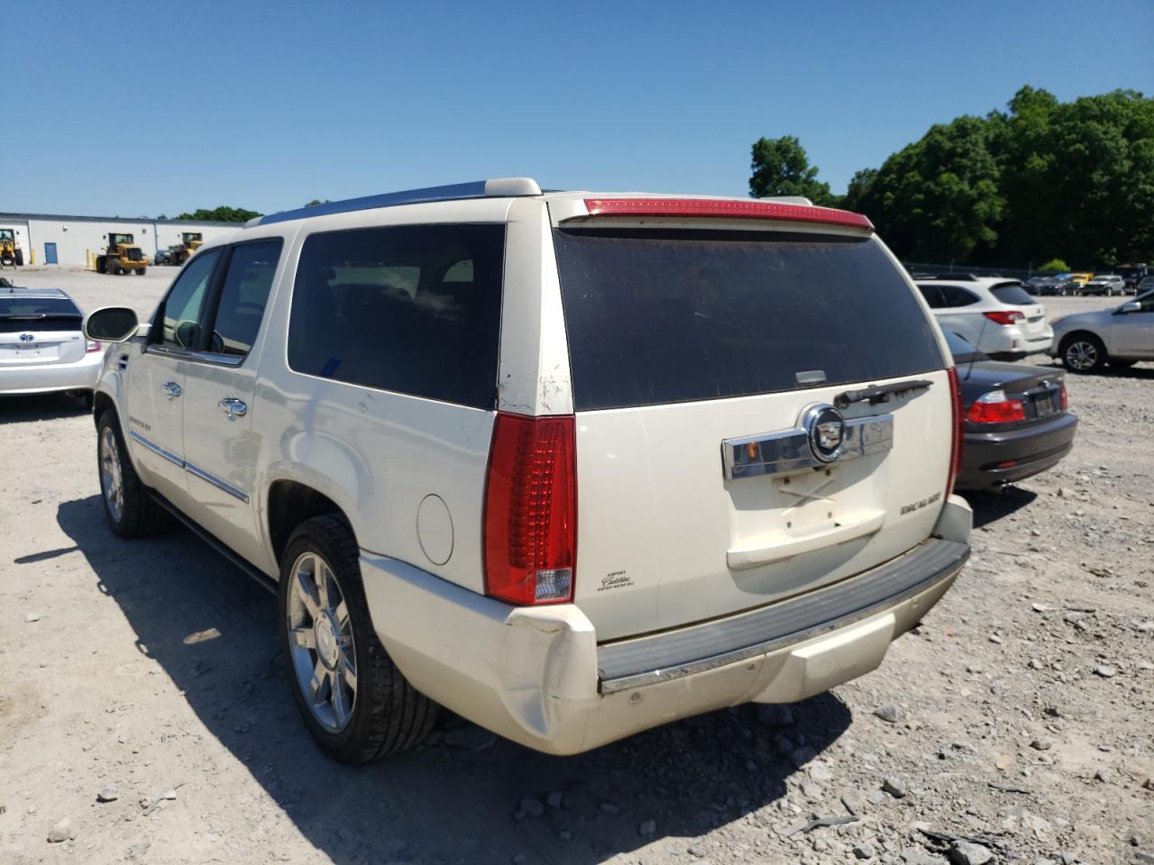 Photo 3 from auction – 2008 CADILLAC ESCALADE E with VIN 1GYFK66818R276354
