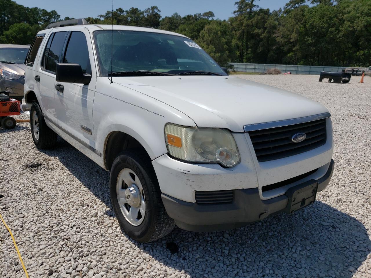 FORD EXPLORER X 2006 with VIN 1FMEU62E56UA30730 - Photo from auction