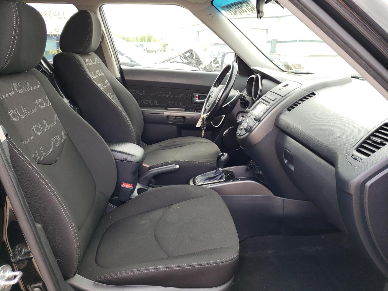 Photo 5 from auction – 2013 KIA SOUL + with VIN KNDJT2A62D7534785