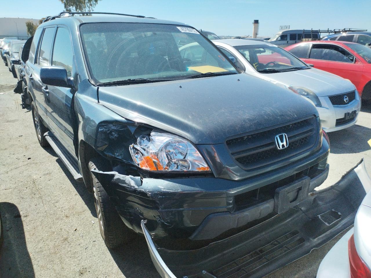 HONDA PILOT EXL 2003 with VIN 2HKYF18773H563109 - Photo from auction