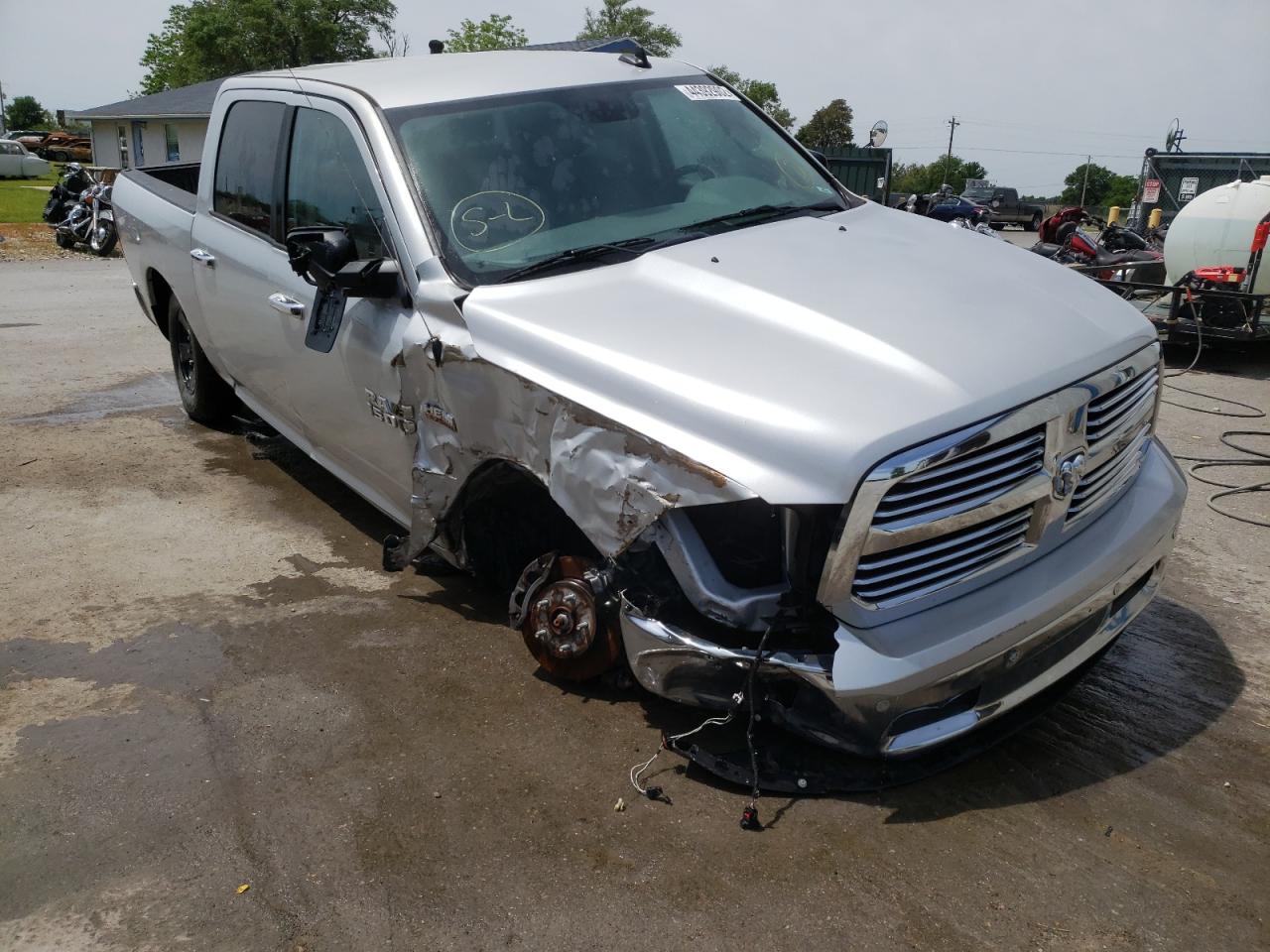 RAM 1500 SLT 2018 with VIN 3C6RR7LT8JG167741 - Photo from auction
