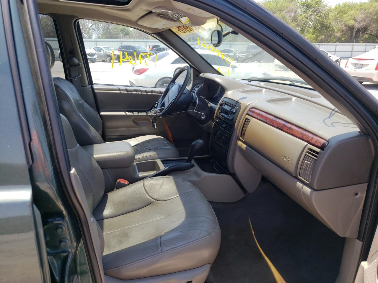 Photo 5 from auction – 2000 JEEP GRAND CHER with VIN 1J4G248N4YC378861