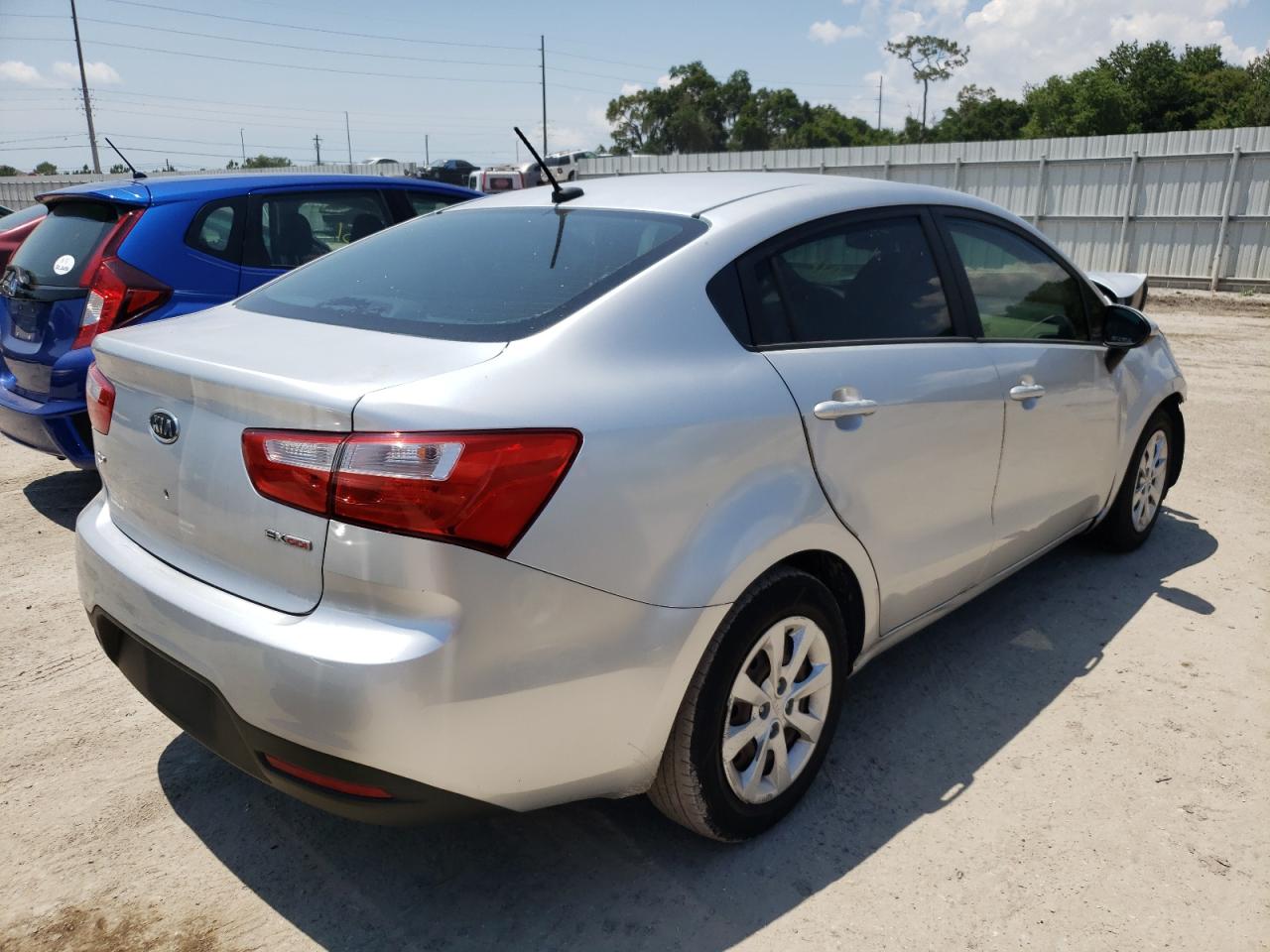 Photo 15 from auction – 2012 KIA RIO EX with VIN KNADN4A31C6047345