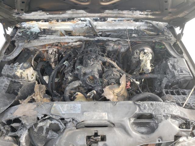 Photo 7 from auction – 2003 CHEVROLET SUBURBAN K with VIN 3GNFK16Z03G220049