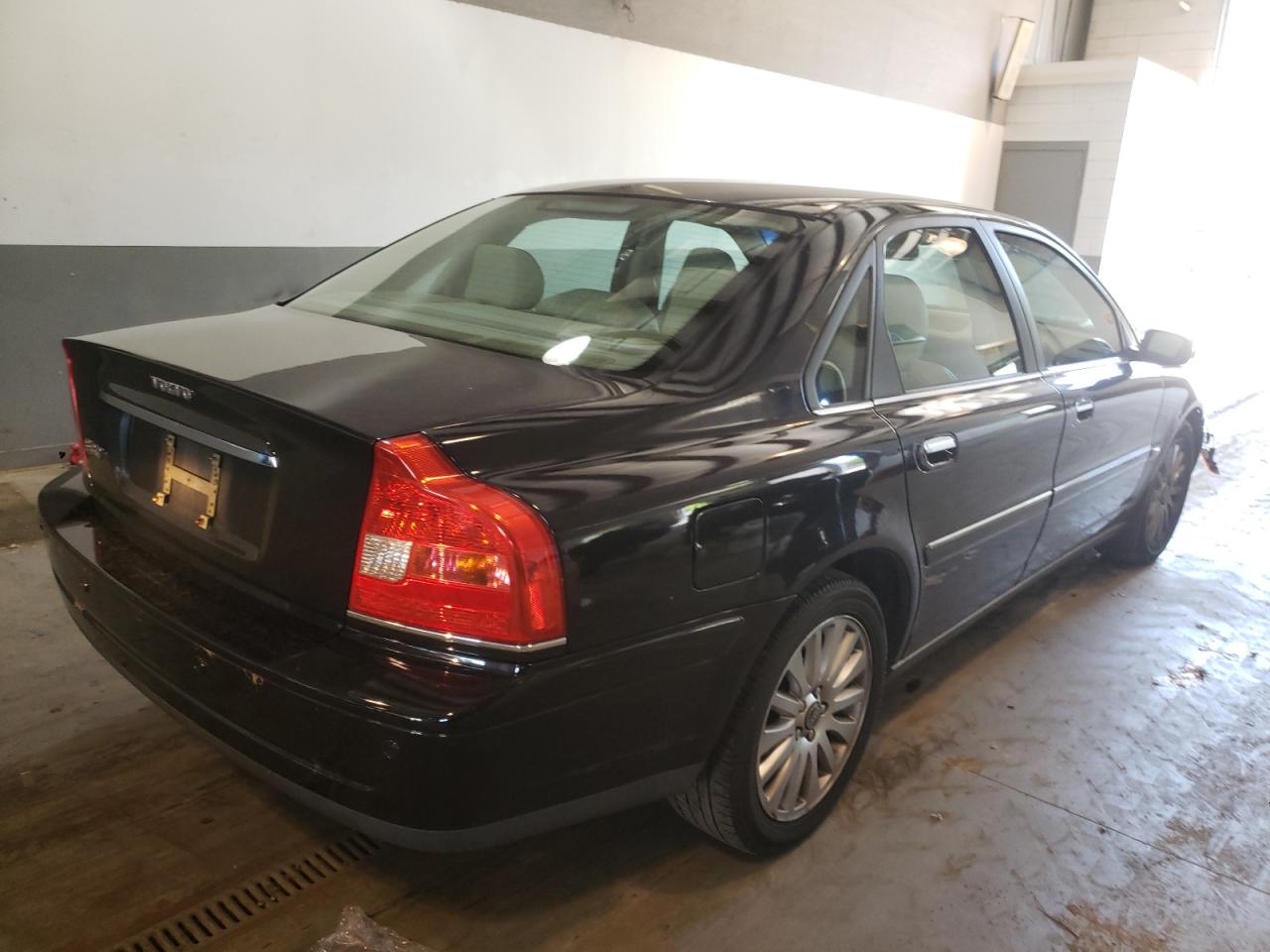 Photo 4 from auction – 2006 VOLVO S80 2.5T with VIN YV1TS592261439741
