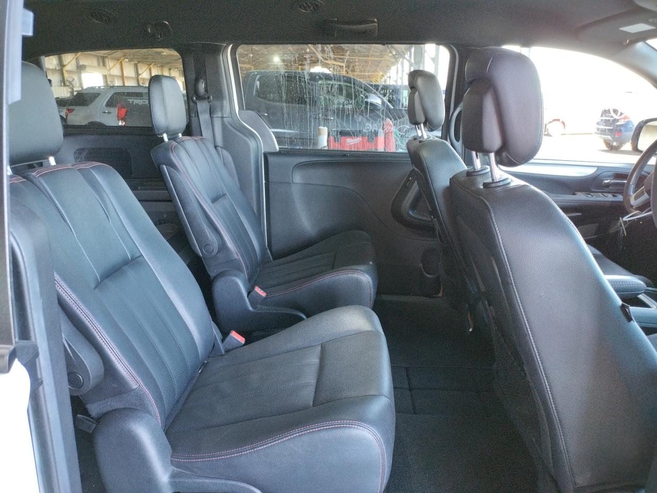 Photo 6 from auction – 2019 DODGE GRAND CARA with VIN 2C4RDGEG5KR764638